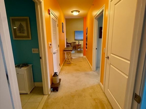 2 Harvest Dr 301, North Andover MA 01845