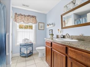 2 Clinton Ter, Kingston MA 02364