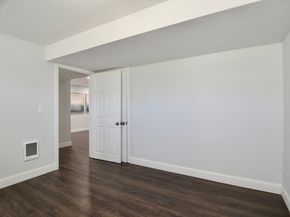 2 Keeneland Cir, Leominster MA 01453