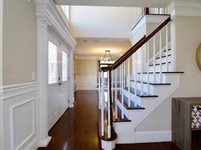 2 Keeneland Cir, Leominster MA 01453