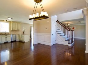 2 Keeneland Cir, Leominster MA 01453