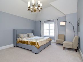 2 Keeneland Cir, Leominster MA 01453