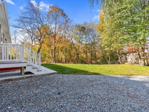 106 Hull St, Beverly MA 01915