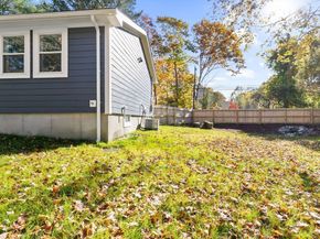 106 Hull St, Beverly MA 01915