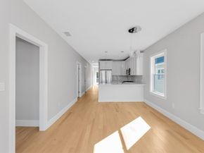 105 Neponset Ave 105, Boston MA 02131