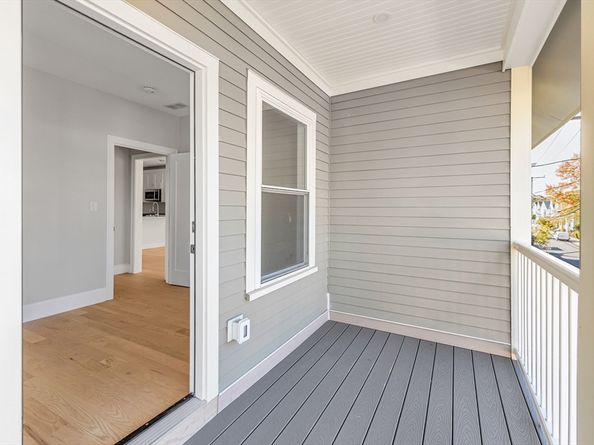 105 Neponset Ave 105, Boston MA 02131