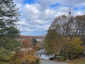 9 Green Hill Ave, Worcester MA 01605