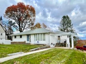 9 Green Hill Ave, Worcester MA 01605