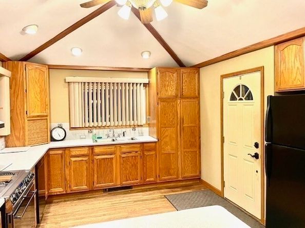 9 Green Hill Ave, Worcester MA 01605