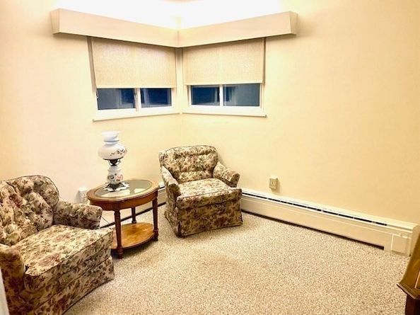 9 Green Hill Ave, Worcester MA 01605