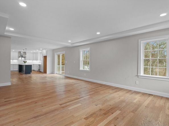 20 Sophie Ruth Way, Tewksbury MA 01876