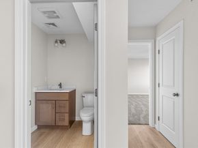 393 Court St 7, Plymouth MA 02360