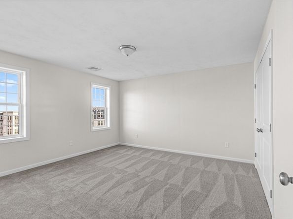 393 Court St 7, Plymouth MA 02360