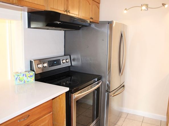 159 Main 41C, Stoneham MA 02180