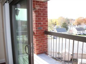 159 Main 41C, Stoneham MA 02180