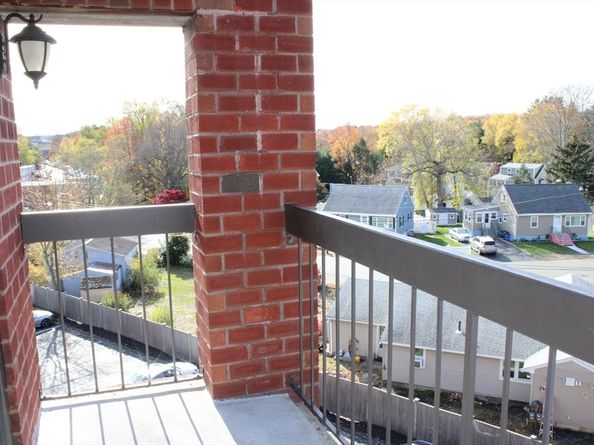 159 Main 41C, Stoneham MA 02180