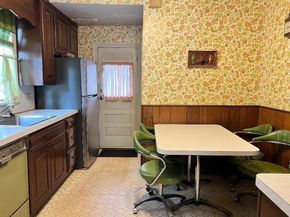 11 Earle St, Quincy MA 02170