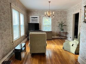 11 Earle St, Quincy MA 02170