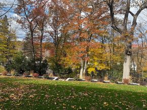 18 University Dr, Natick MA 01760