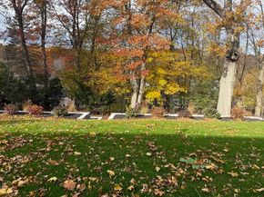 18 University Dr, Natick MA 01760