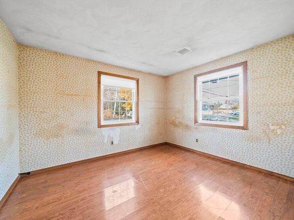 36 Dix Rd, Brockton MA 02302