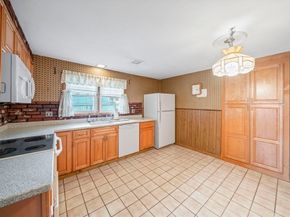 36 Dix Rd, Brockton MA 02302