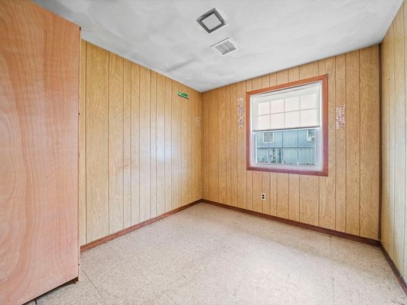 36 Dix Rd, Brockton MA 02302