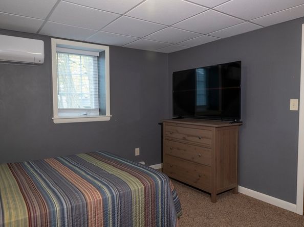 9 Church St, Douglas MA 01516