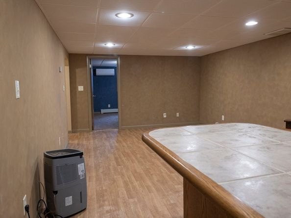 9 Church St, Douglas MA 01516