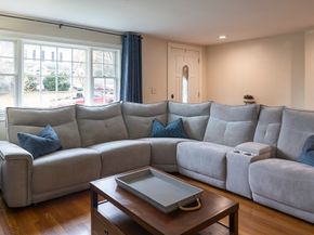 9 Church St, Douglas MA 01516