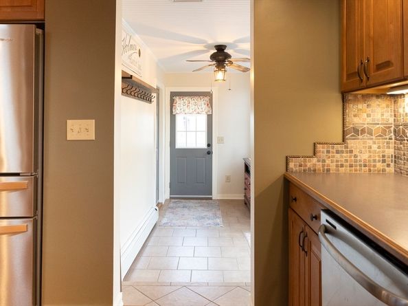 9 Church St, Douglas MA 01516