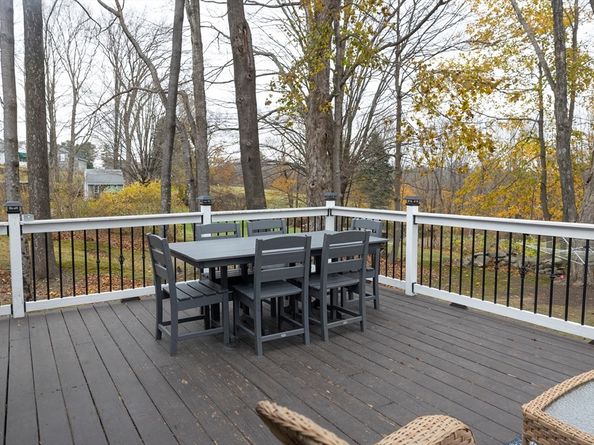 9 Church St, Douglas MA 01516