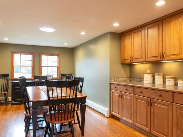 9 Church St, Douglas MA 01516