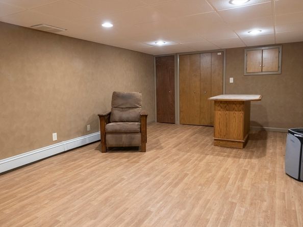 9 Church St, Douglas MA 01516