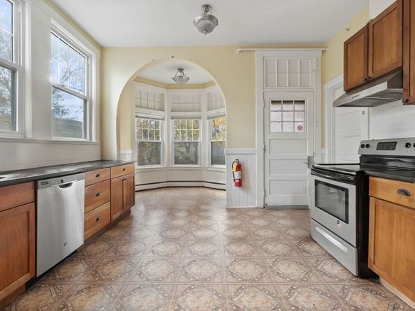 5 Claremont, Worcester MA 01610