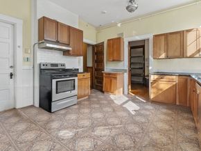 5 Claremont, Worcester MA 01610