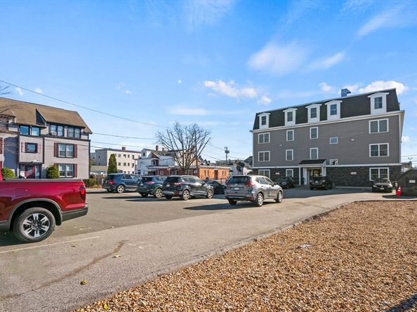 693 Western Avenue 101, Lynn MA 01905