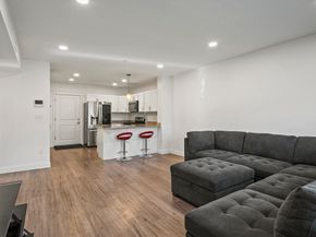 693 Western Avenue 101, Lynn MA 01905