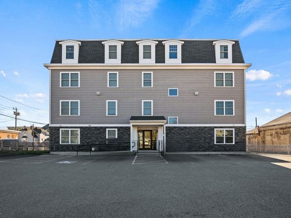 693 Western Avenue 101, Lynn MA 01905