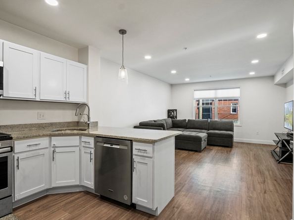 693 Western Avenue 101, Lynn MA 01905