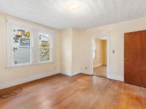 16 Boylston St, Malden MA 02148