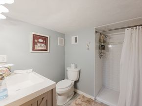 4 Ross Ave, Wareham MA 02571