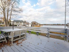 4 Ross Ave, Wareham MA 02571