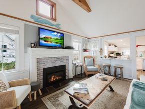 4 Ross Ave, Wareham MA 02571