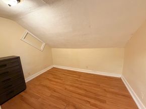 12 King St, Worcester MA 01610