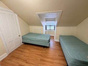 12 King St, Worcester MA 01610