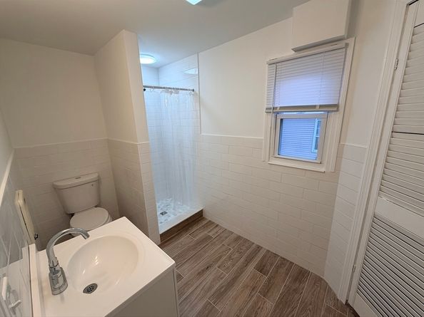 12 King St, Worcester MA 01610