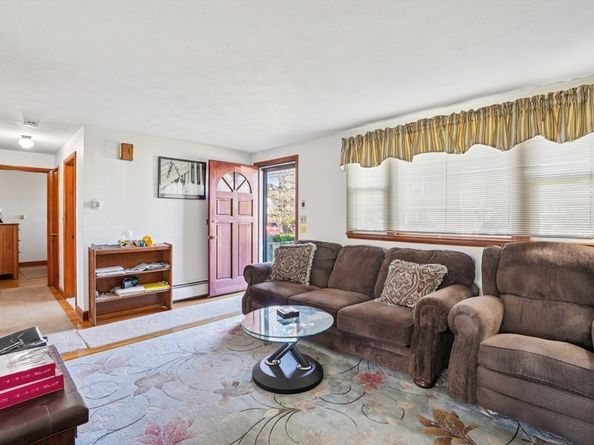 10 Festa Rd, Revere MA 02151