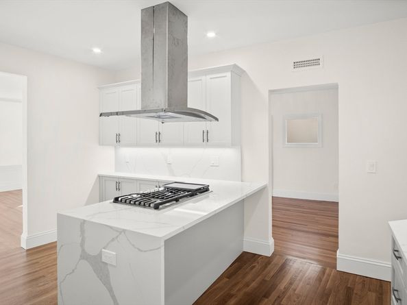 37 Englewood Ave 3, Brookline MA 02445