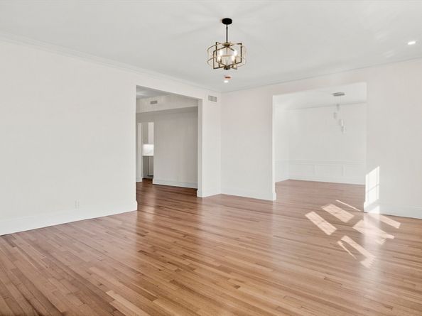 37 Englewood Ave 3, Brookline MA 02445